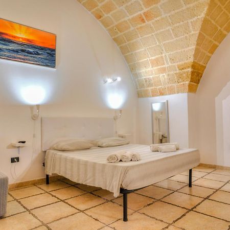 History Station Appartement Brindisi Buitenkant foto