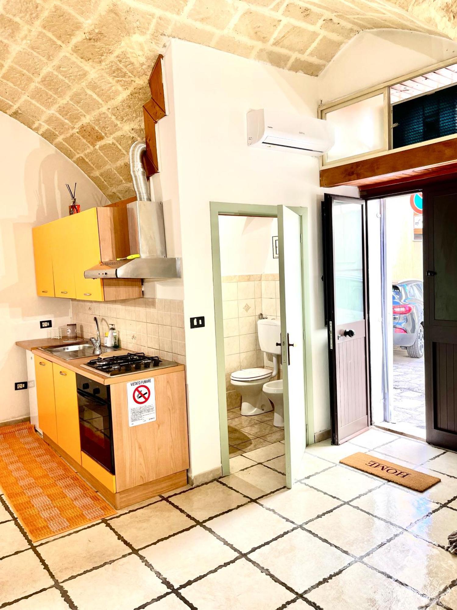 History Station Appartement Brindisi Buitenkant foto